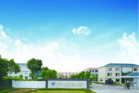 上市11年连亏7年 华东数控惨遭退市风险警示