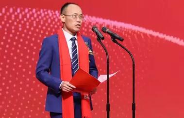 小熊电器李一峰