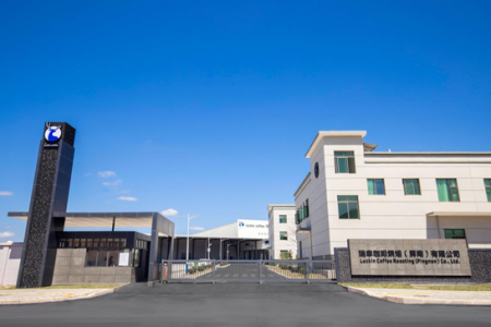 小蓝杯开创先河,竣工投产国内首家全产线自动化智慧型生产基地