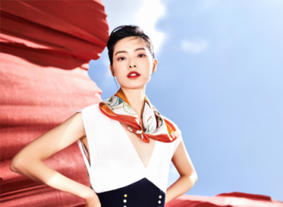 万事利专注追求完美，拥抱创新变化，为产品保持长久活力