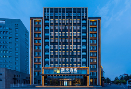 潮漫酒店运营端+筹建端，双管齐下赋能投资人