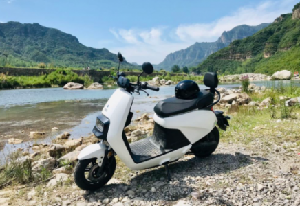 电动车里的“苹果风”！小牛电动GOVA G3C实力诠释“好看又能打”